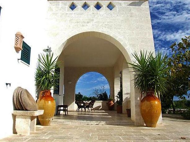 Гостевой дом Trulli Fogliarella Остуни Экстерьер фото